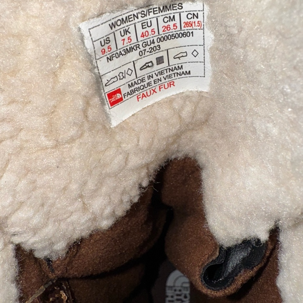 The North Face- Shellista lll Mid Apres Boots - Picture 10 of 11